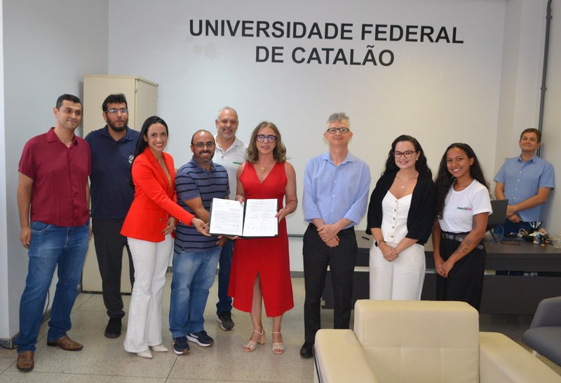 Assinado contrato para reabertura do Restaurante Universitário