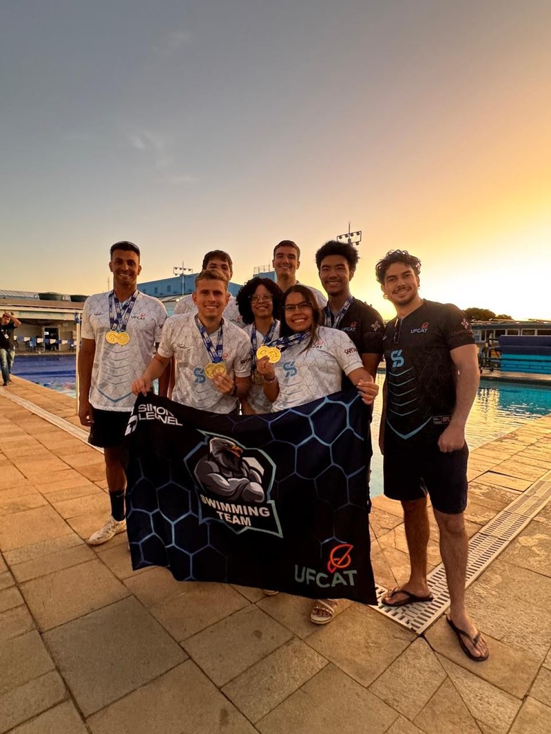 Atletas de natação da UFCAT garantem novas conquistas nos meses de abril e maio