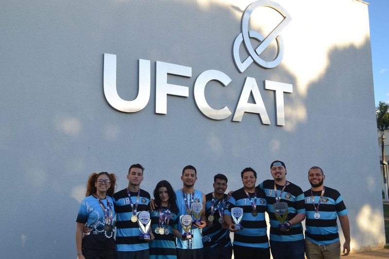 Atletas universitários da UFCAT superam marca de conquistas na Copa Inter Atléticas 2024
