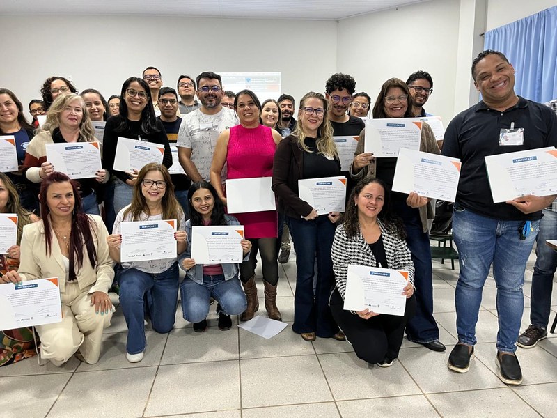 Professores de escolas municipais de Catalão participam do projeto Mentalidades Matemáticas, desenvolvido pelo IMTec/UFCAT